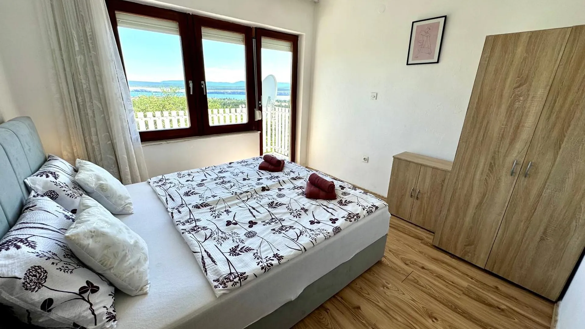 Apartmani Lora Jadranovo