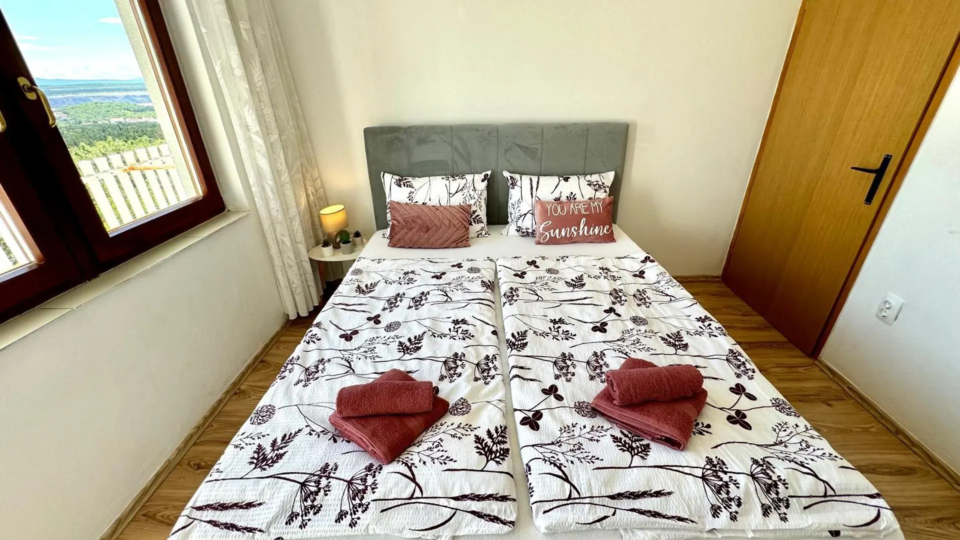 Apartment Apartmani Lora Jadranovo Croatia
